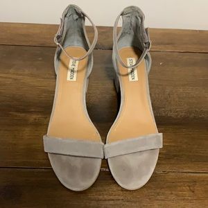 Steve Madden chunky heel sandal